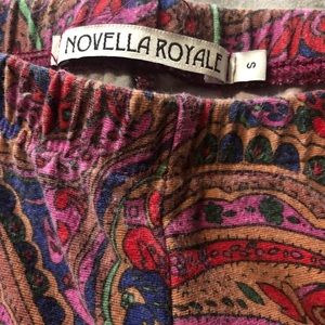 Legging size small wide legs